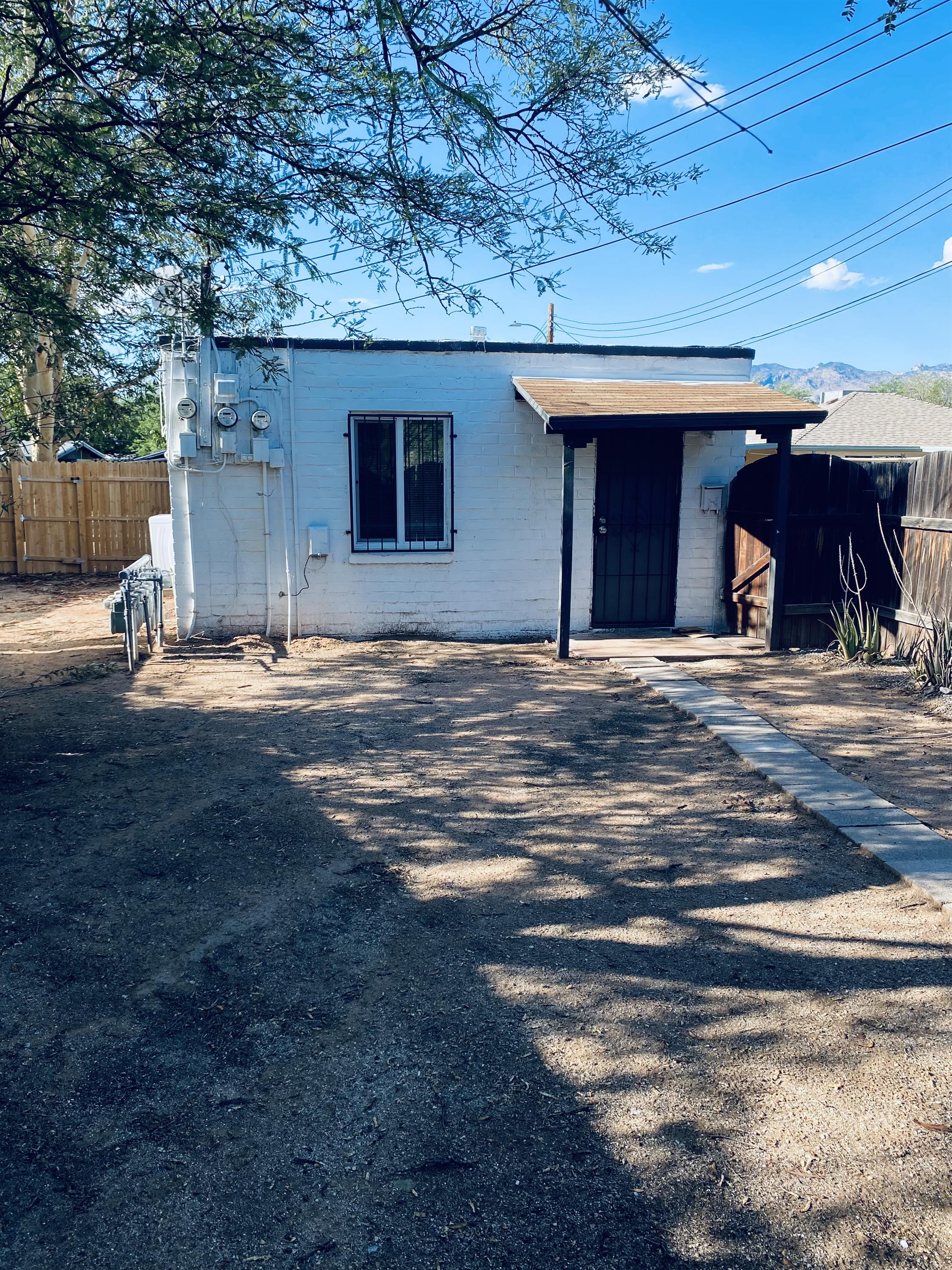 1615 East Adelaide Drive - 1