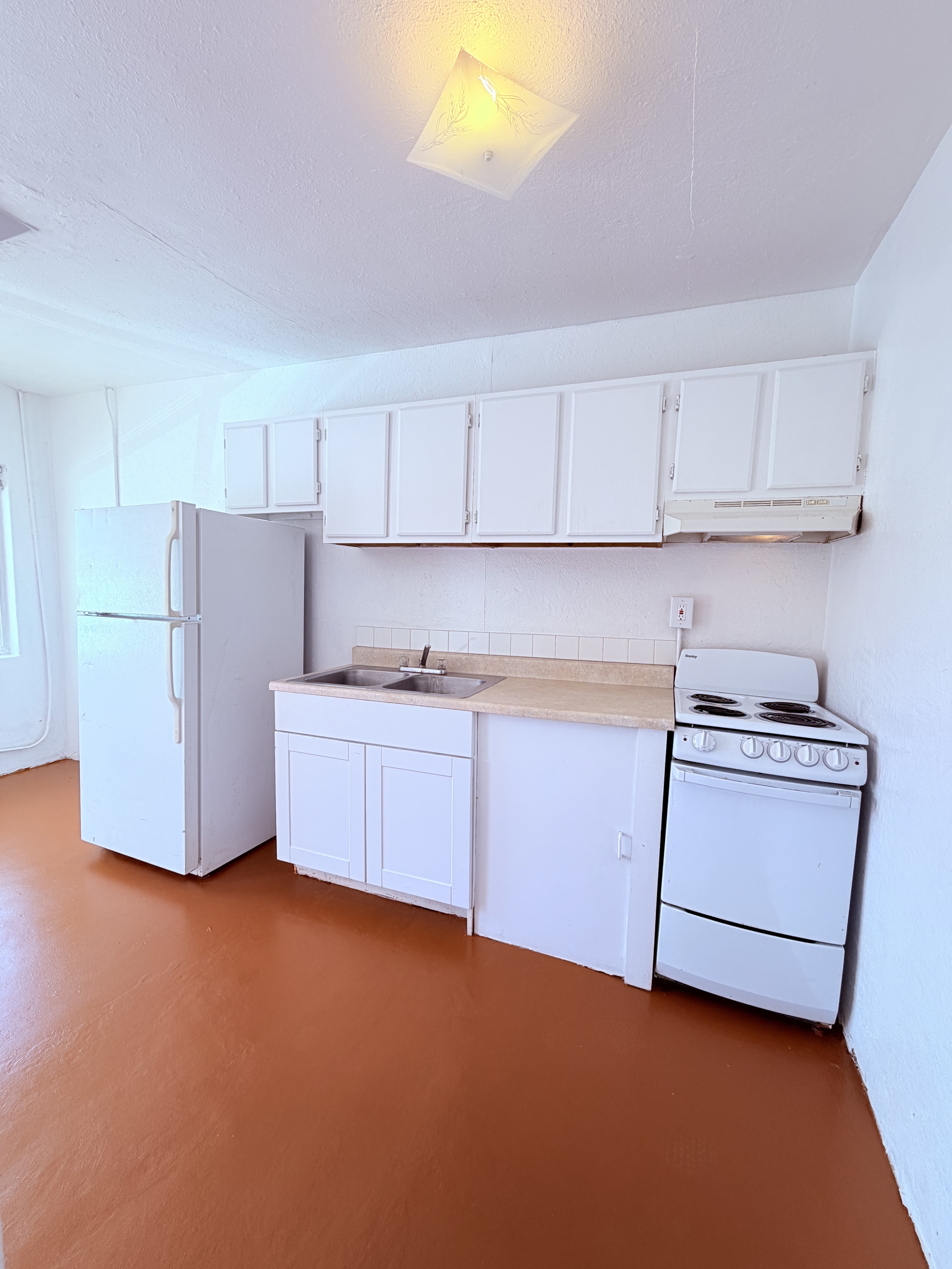 2411 South 6th Avenue - 11