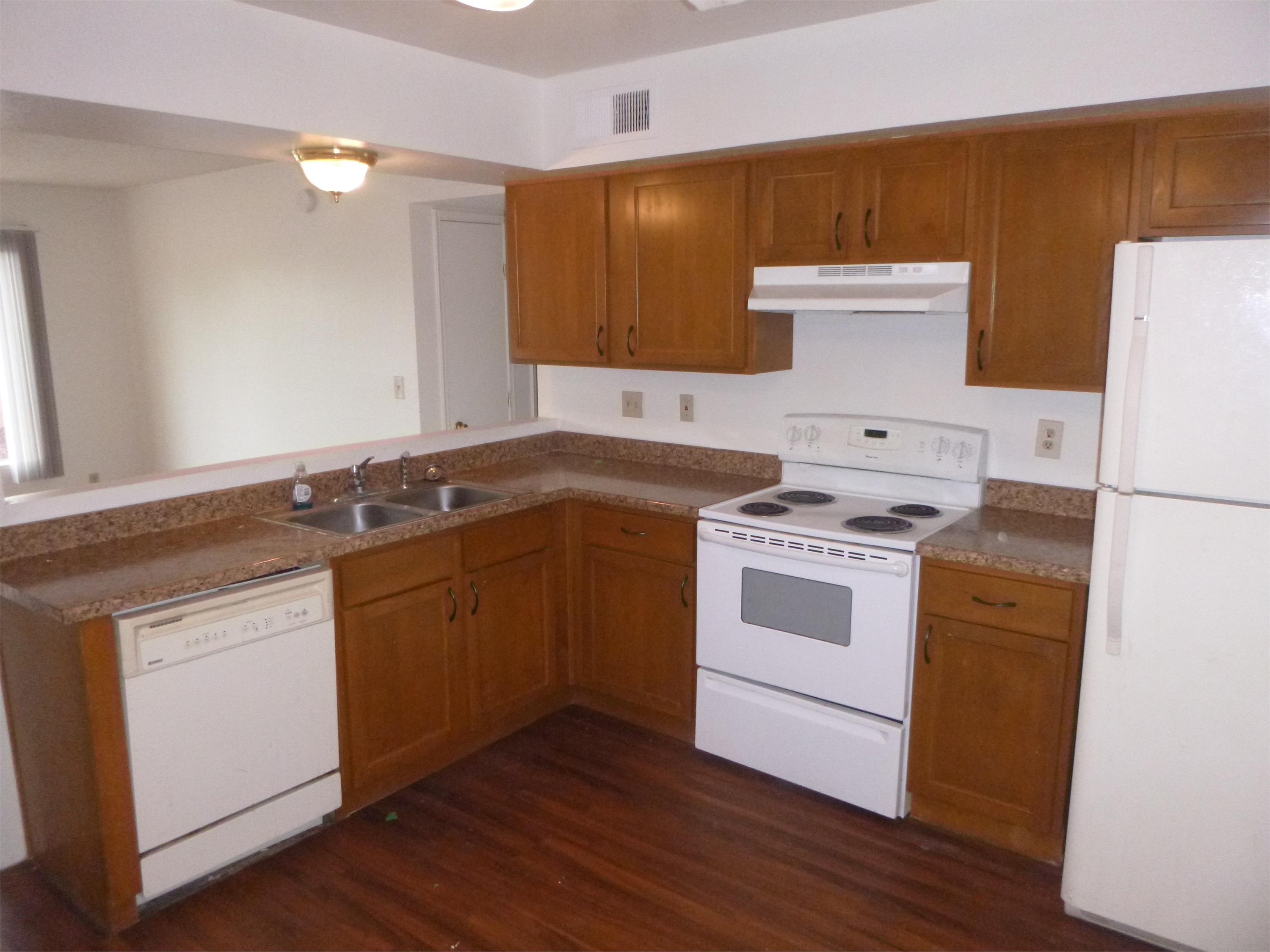 660 S. TUCSON BLVD - 101