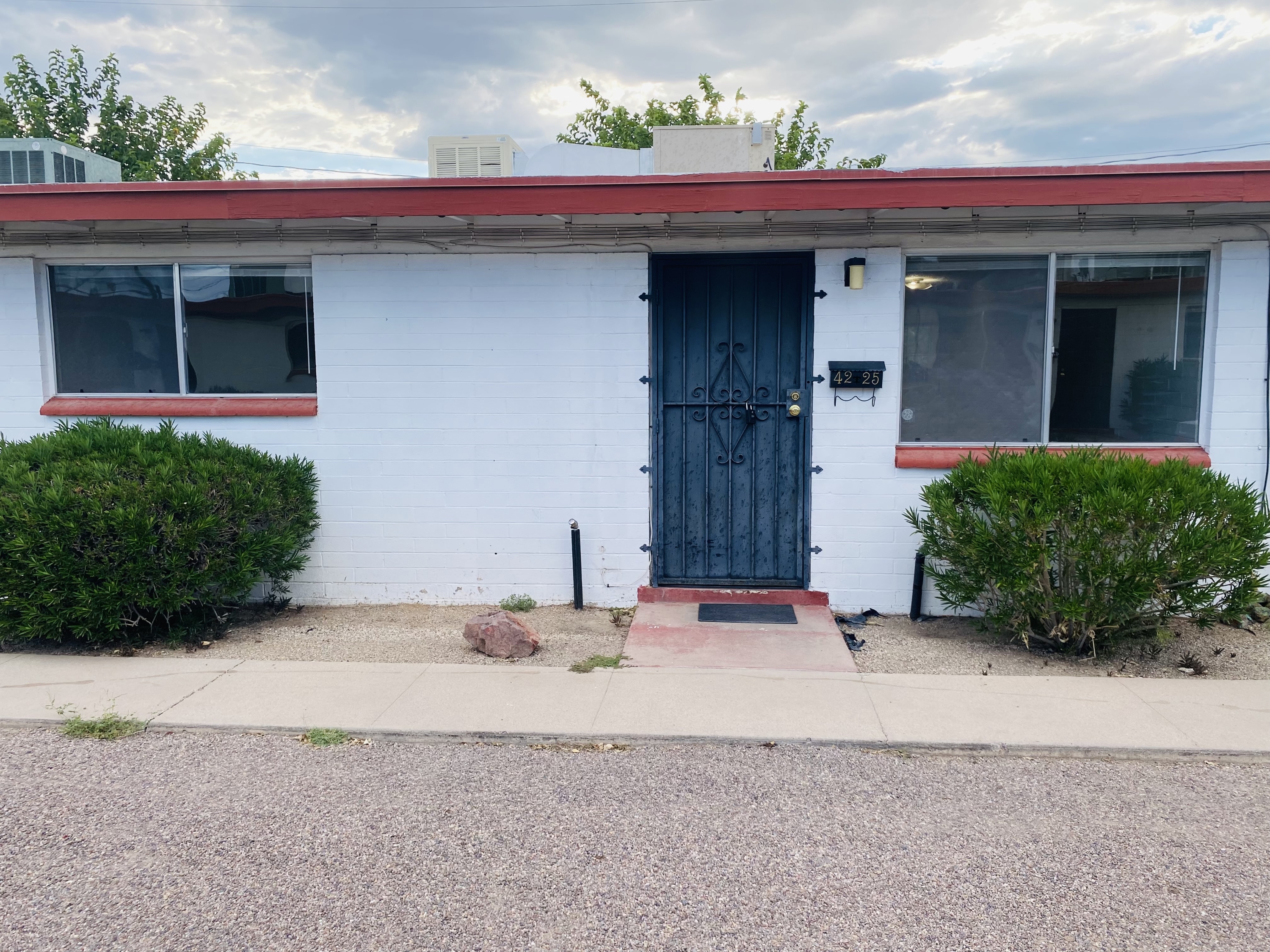 Property main image