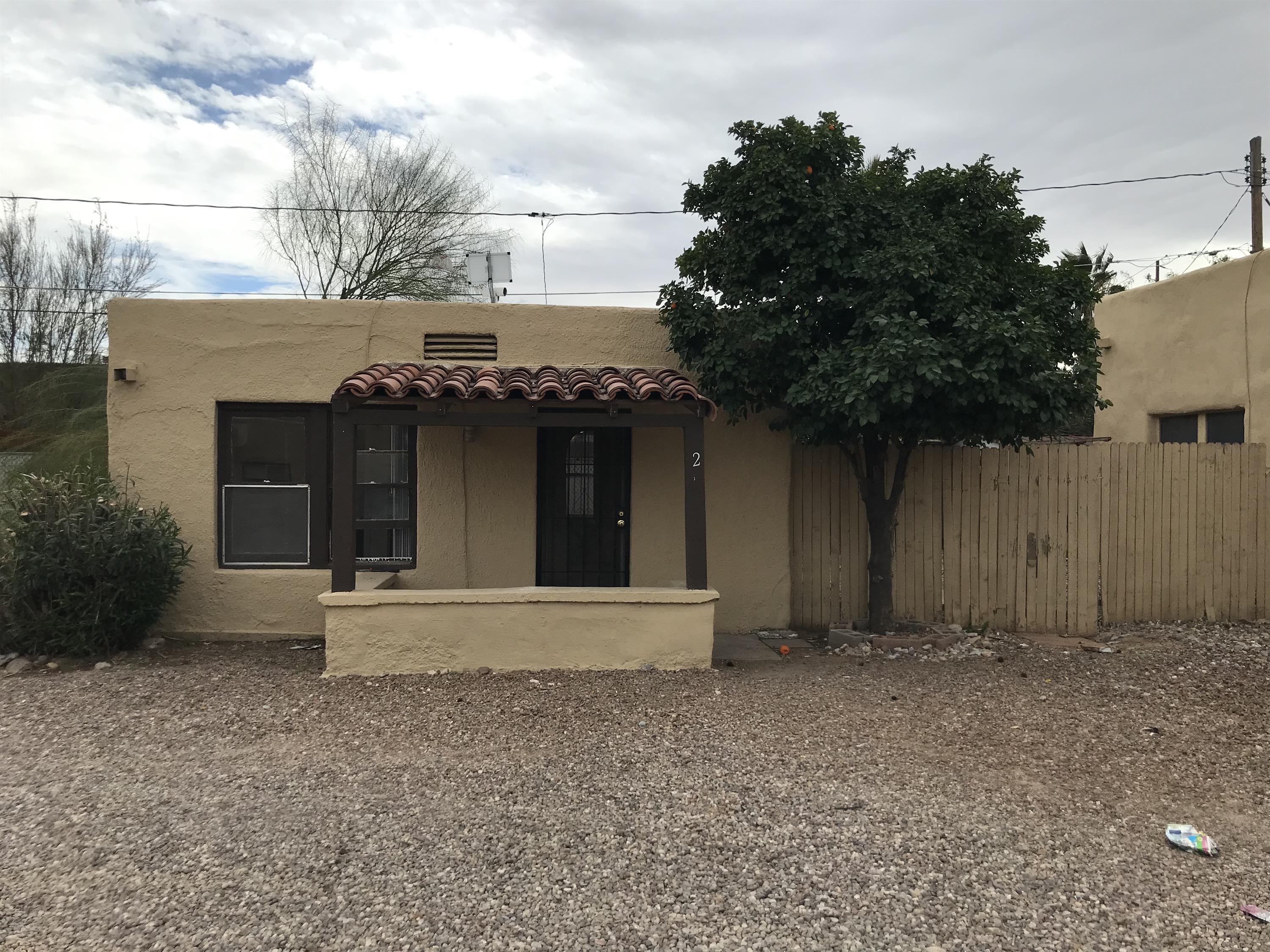 2632 North Stone Avenue - 2
